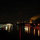 Hafenanlage bei Nacht
