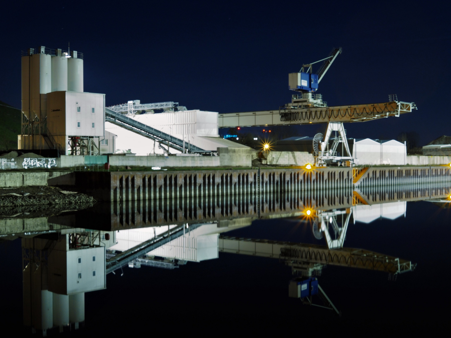 Hafenbecken_Karlsruhe im Dezember