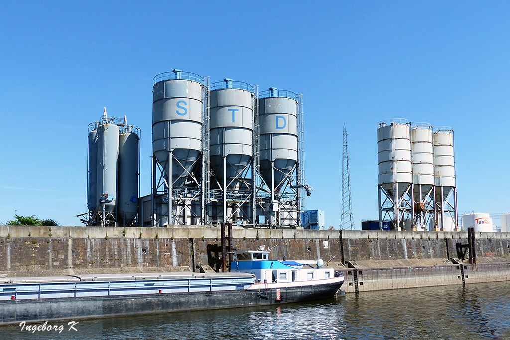 Hafenbetrieb- - Duisburg Binnenhafen