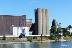 Hafenbetrieb - Duisburg Binnenhafen