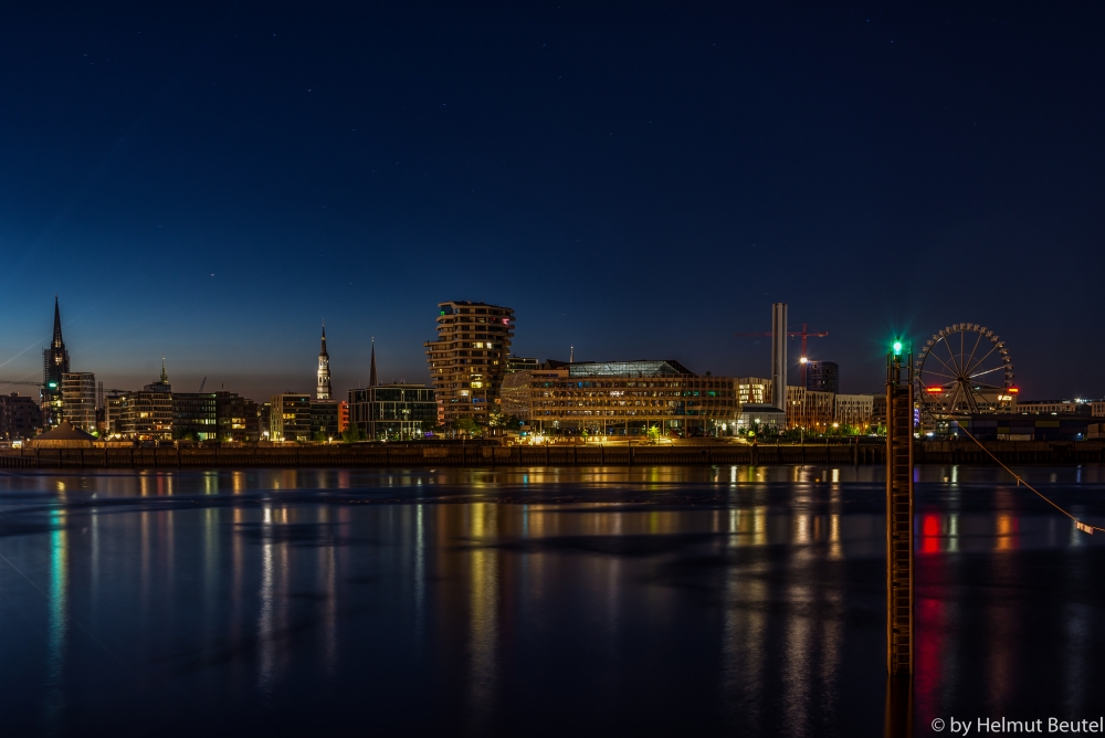 Hafencity bei Nacht