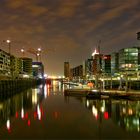 ** Hafencity bei Nacht **