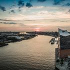 Hafencity & Elbphilharmonie bei Sonnenuntergang