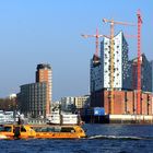 HafenCity mit der Elbphilharmonie - wahrhaft eine Königin