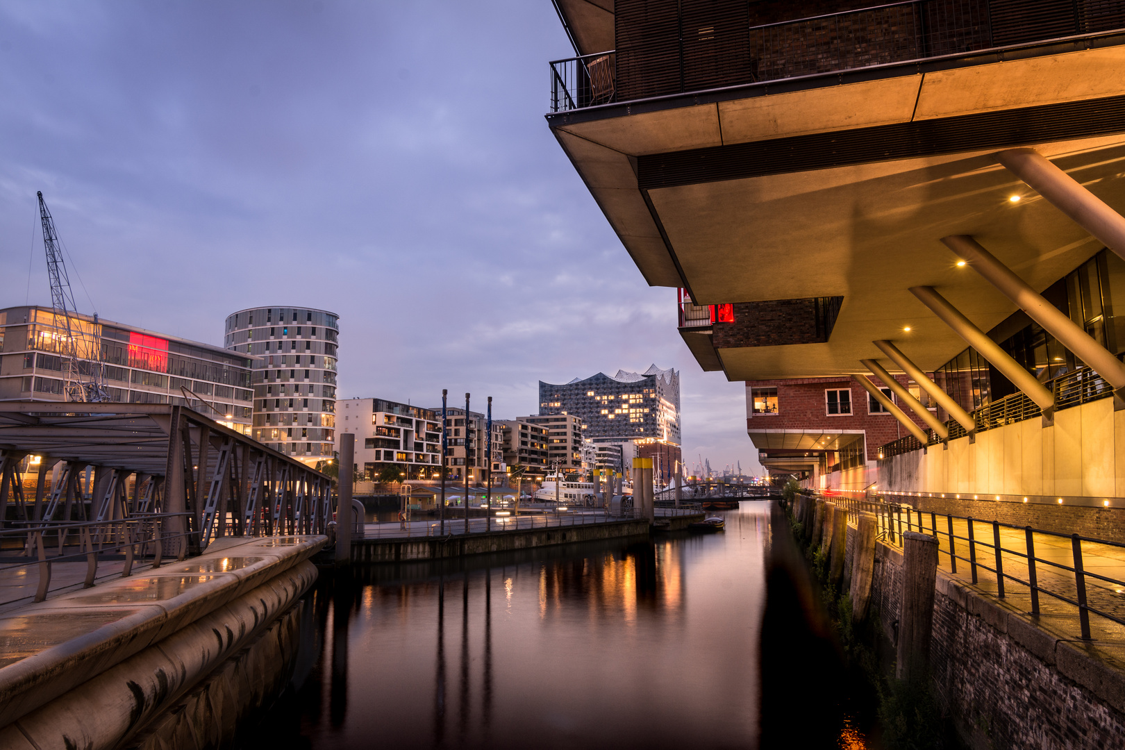 Hafencity mit Elbphi