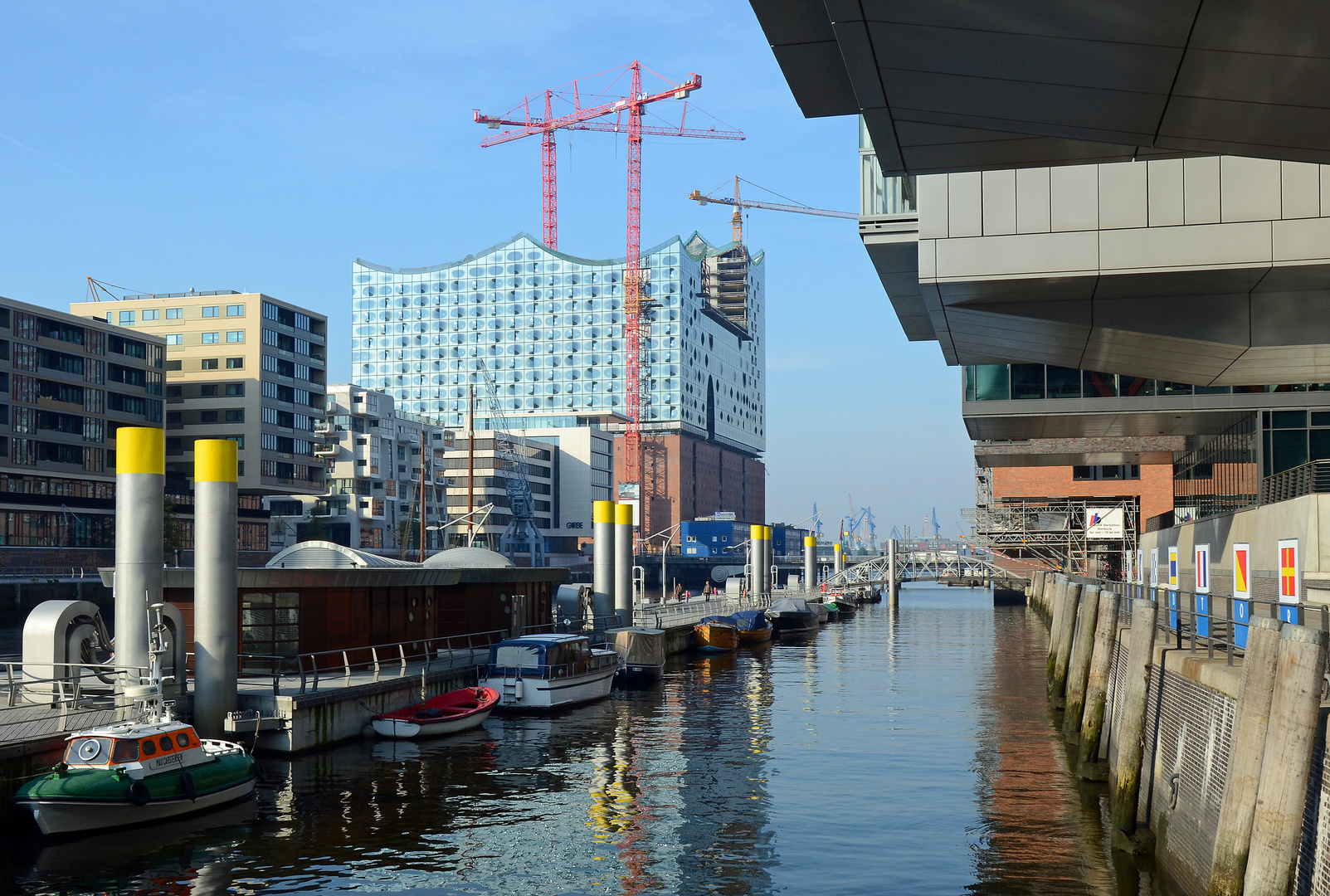 Hafencity mit Elbphilharmonie - Hamburg