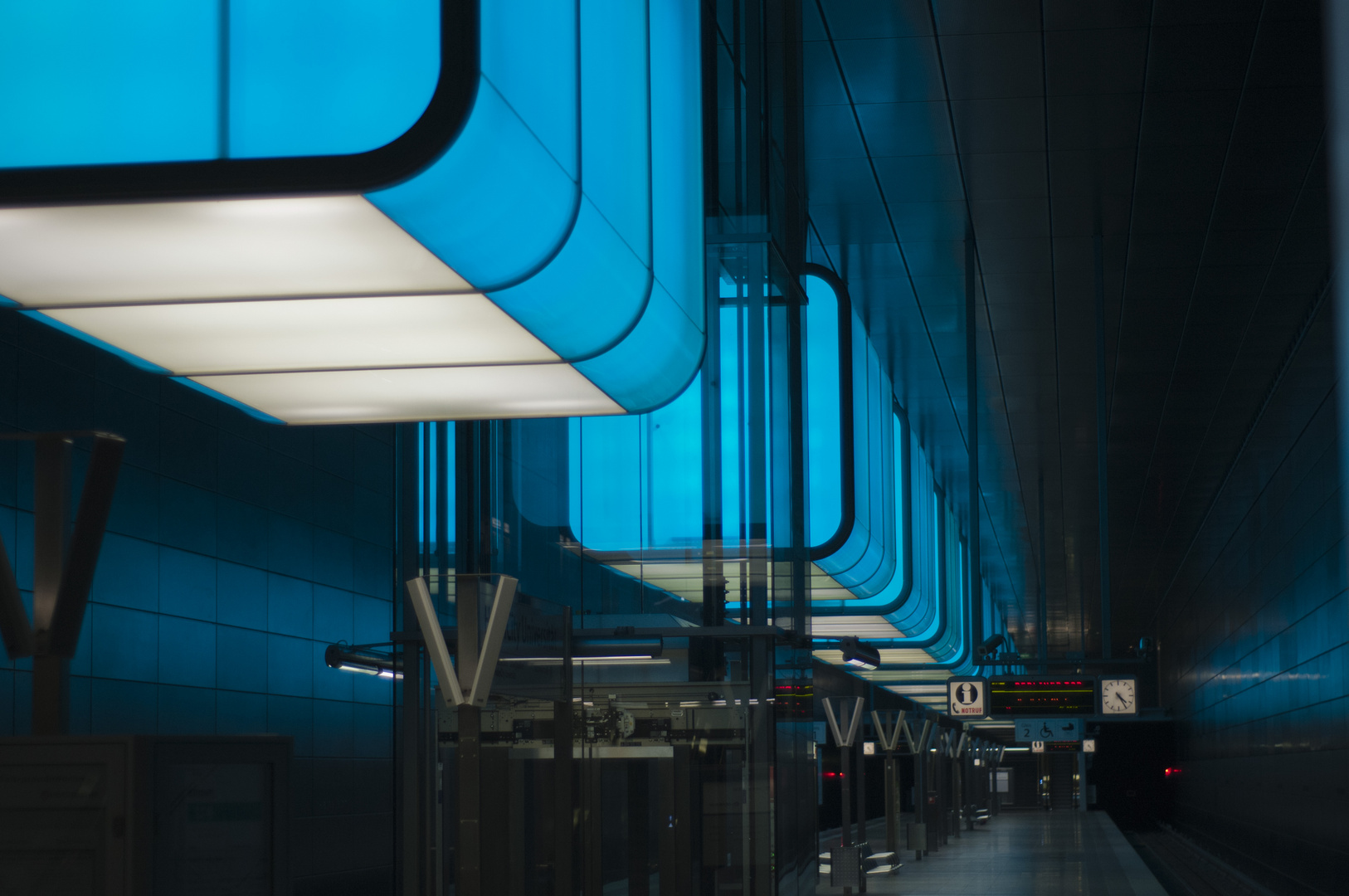 Hafencity Universität blau