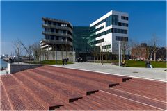 HafenCity Universität, Blick von der Baakenhafenbrücke