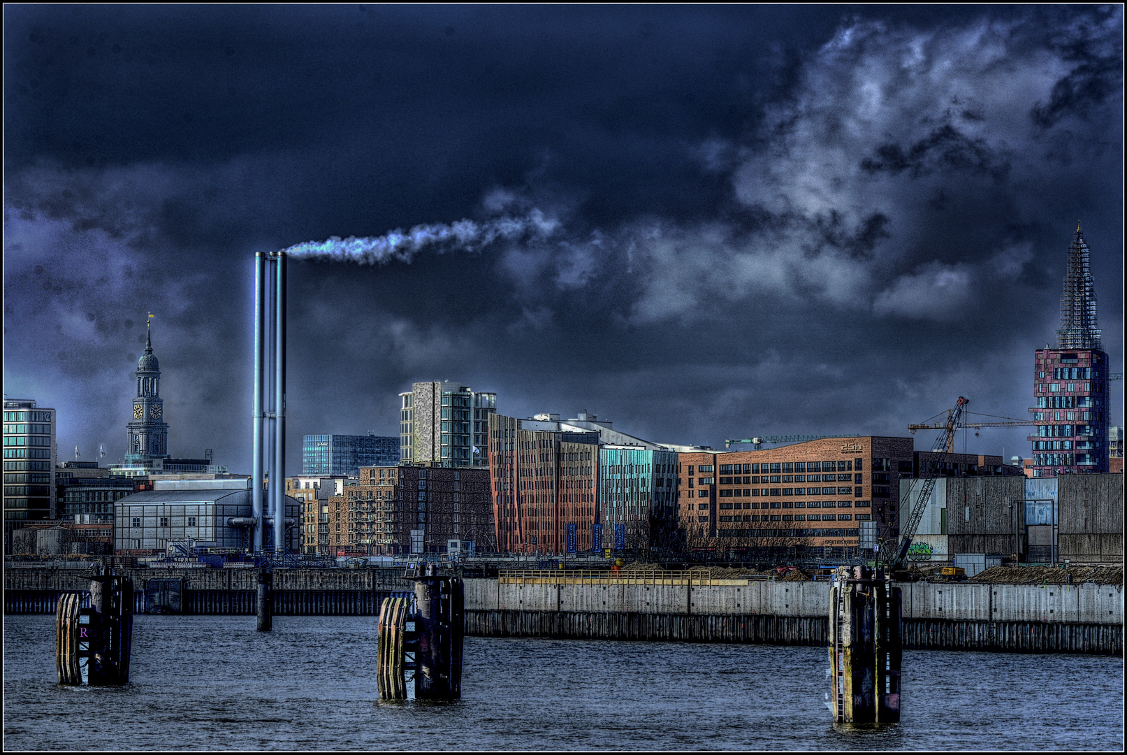 Hafencity vom Hafen aus gesehen...