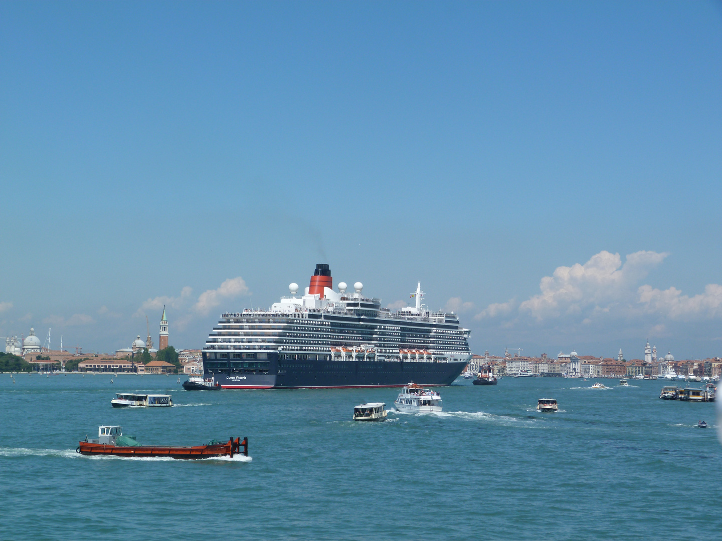 Hafeneinfahrt Venedig - Queen Victoria