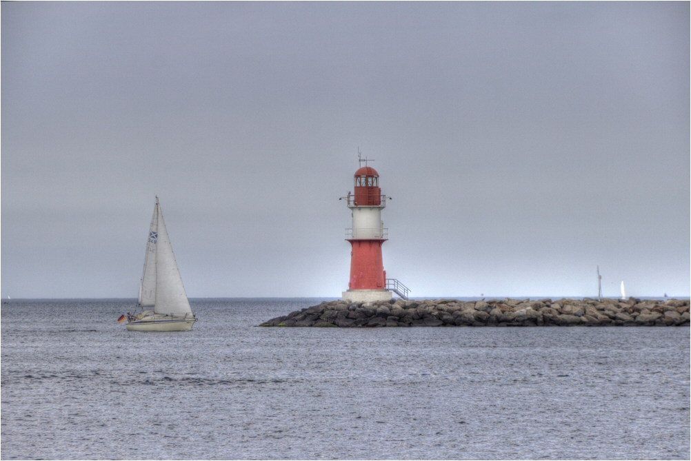 Hafeneinfahrt Warnemünde