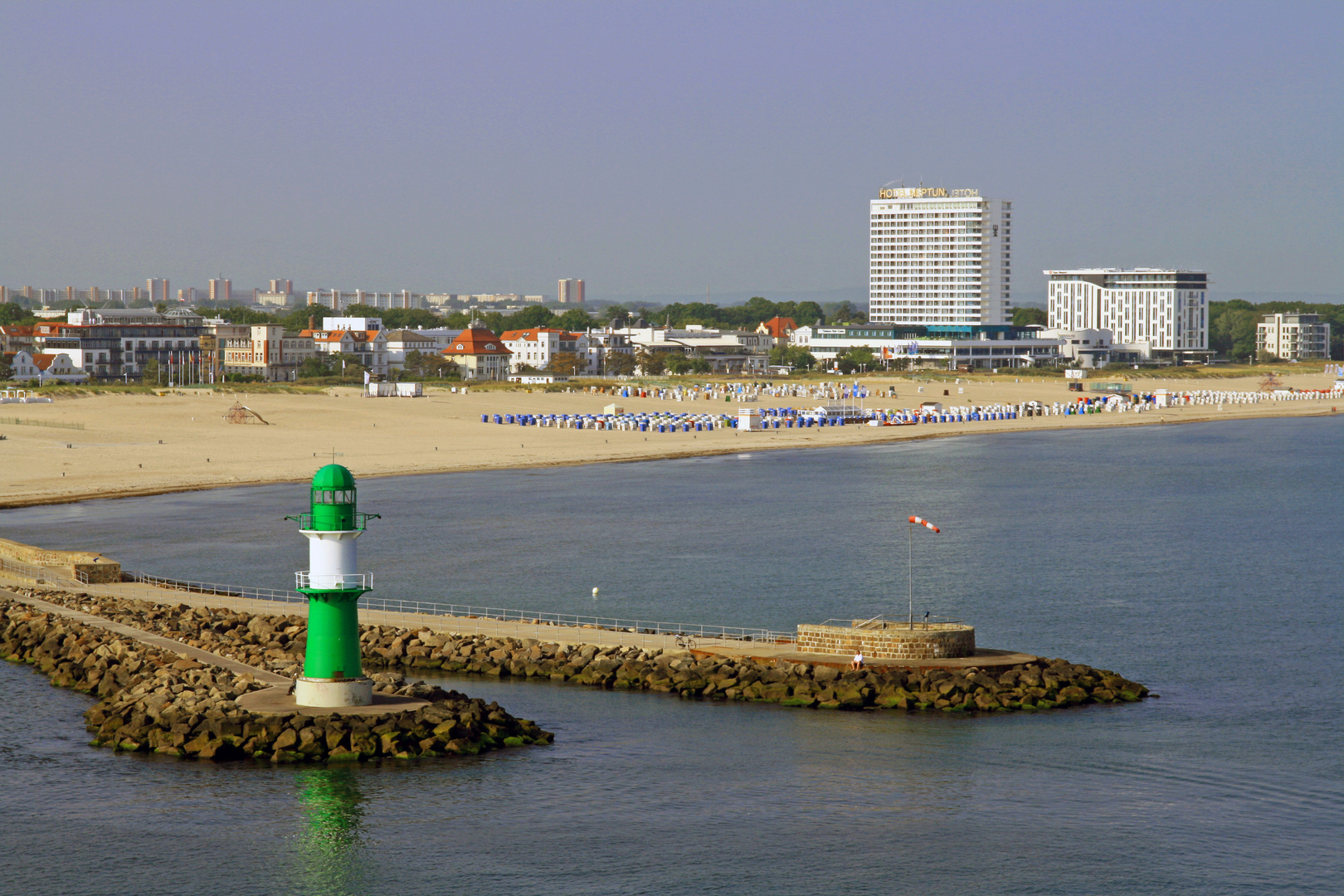 Hafeneinfahrt Warnemünde