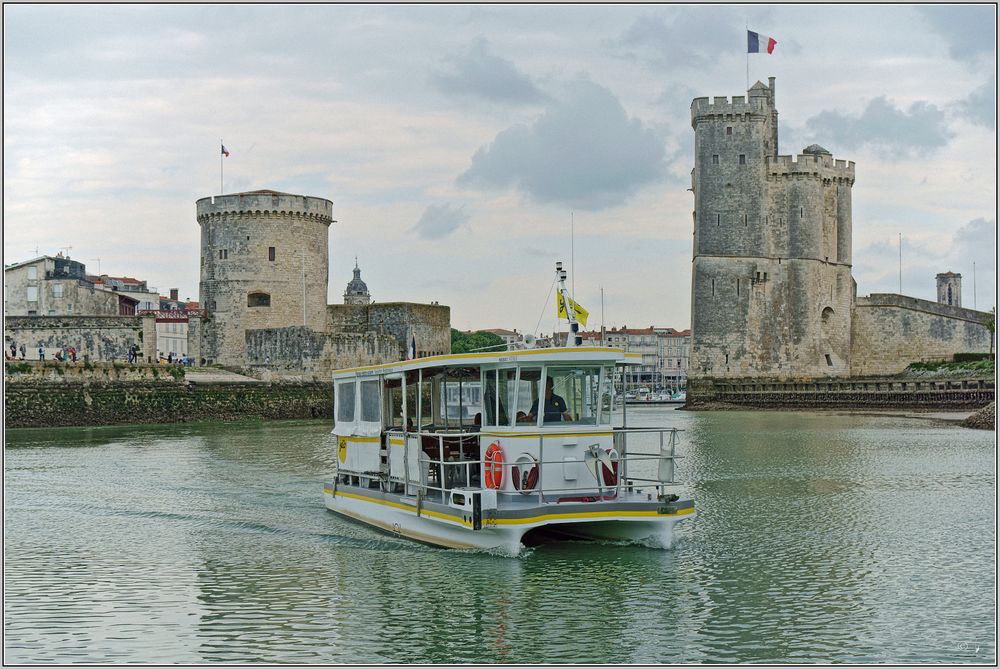 Hafenfähre la Rochelle