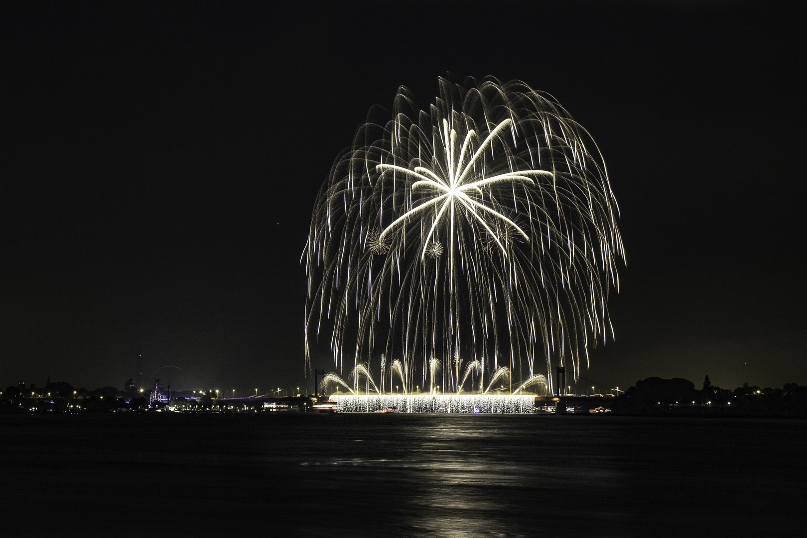 Hafenfest "Ruhrort in Flammen 2016 "