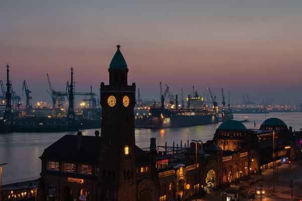 Hafenimpression am Abend