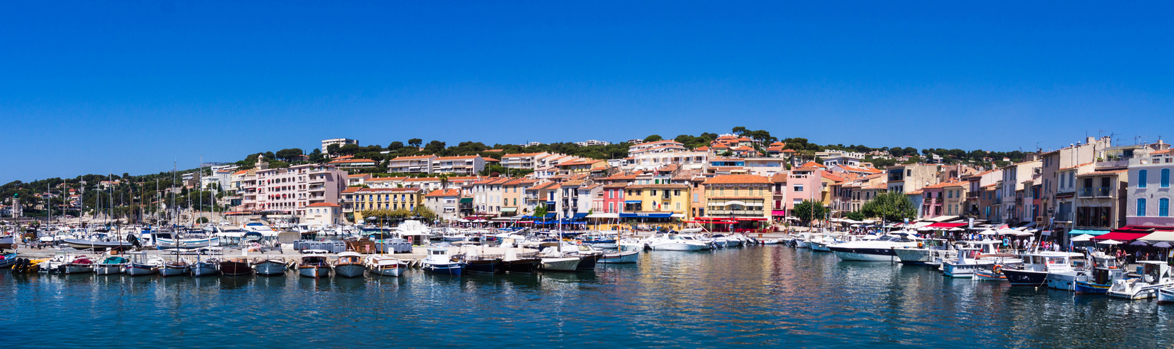 Hafenpanorama von Cassis