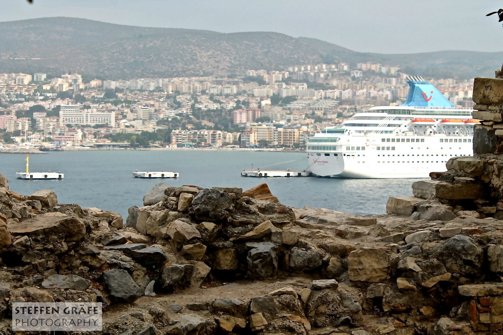 ,, Hafenstadt Ku&#351;adas&#305; "