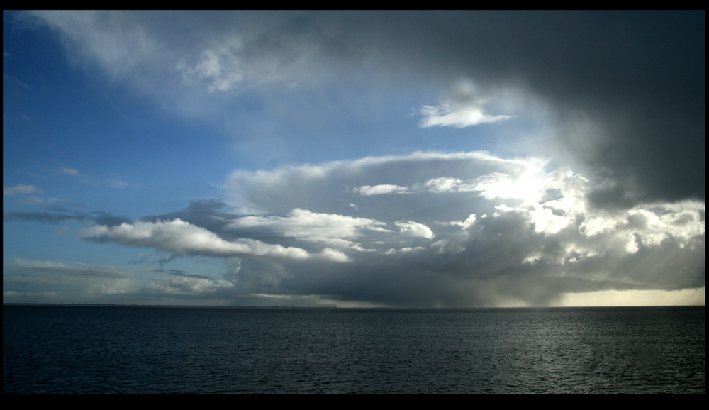 Hagelschauer über der Nordsee