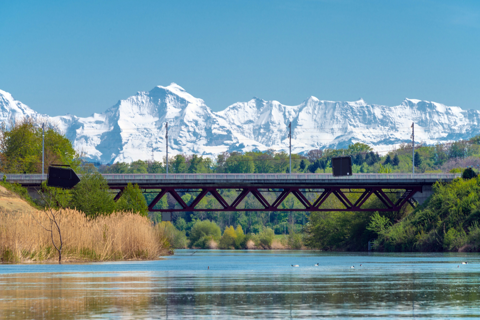 Hagneck Wasserkraftwerk am Bielersee