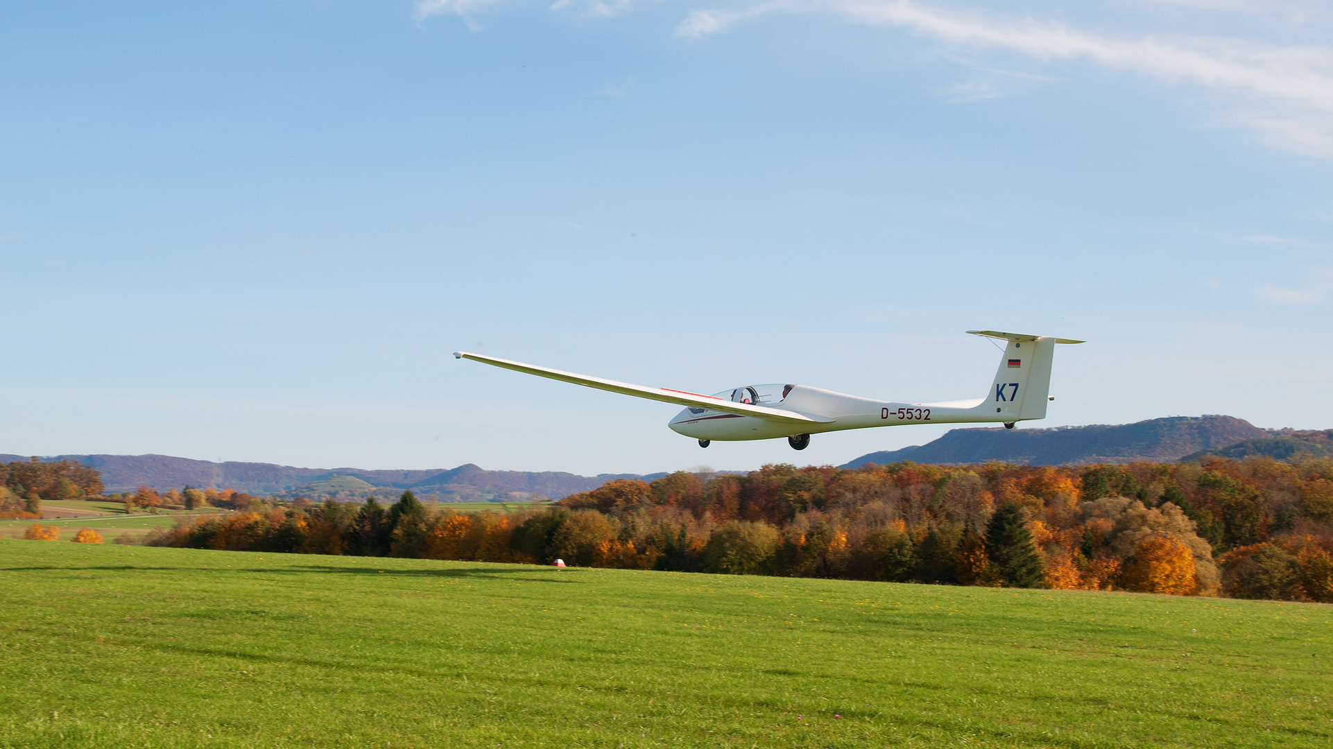 Hahnweide-001-K7 im Landeanflug