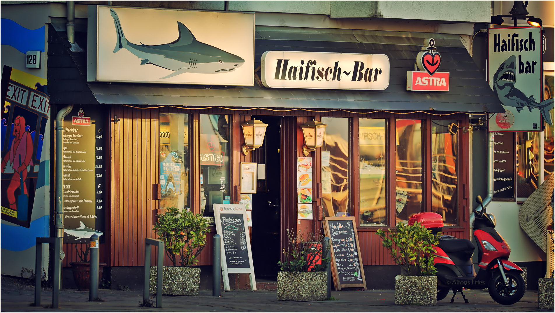 Haifisch-Bar, ...