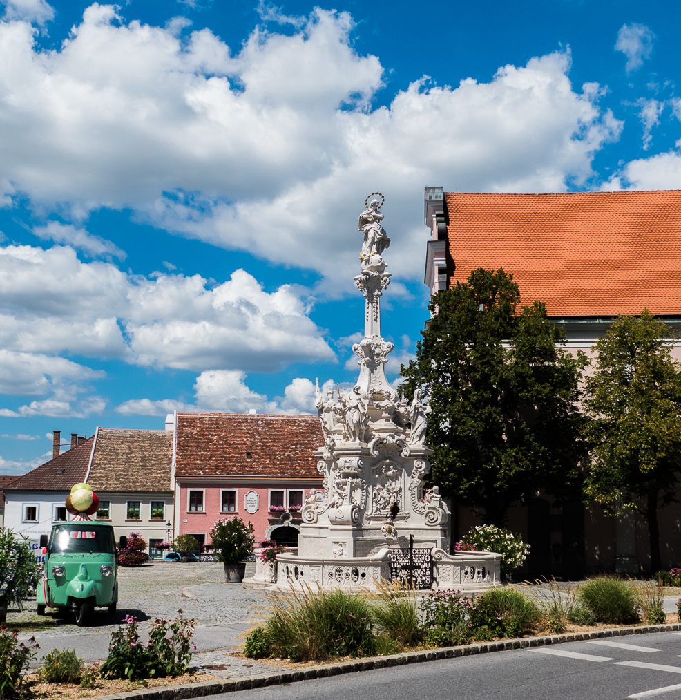 Hainburger Impressionem - Eis am Kirchplatz