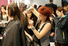 Hair & Beauty 2011: Friseurin Michelle ...