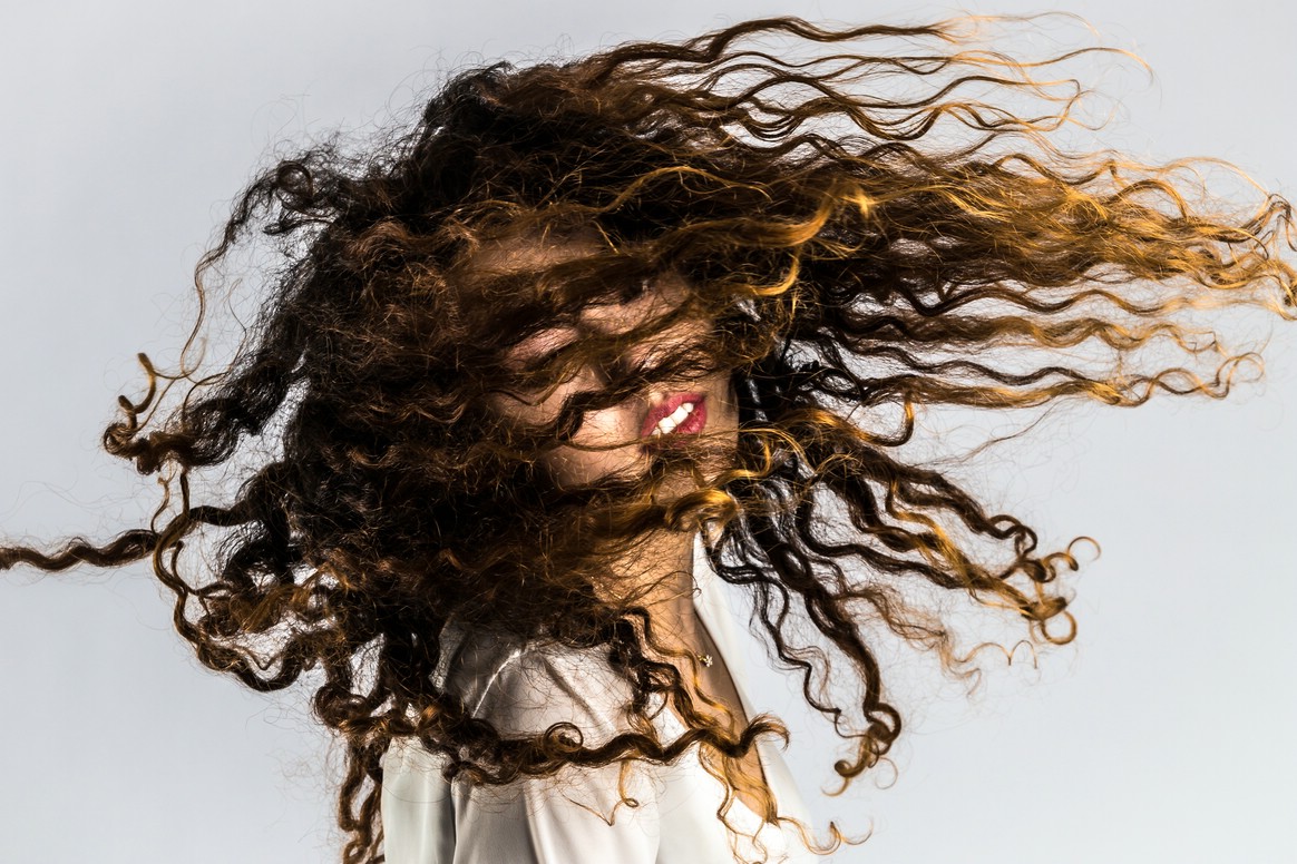 hair explosion Foto & Bild portrait, portrait frauen, studio Bilder