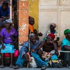 Haiti | Farmers waiting for transportation