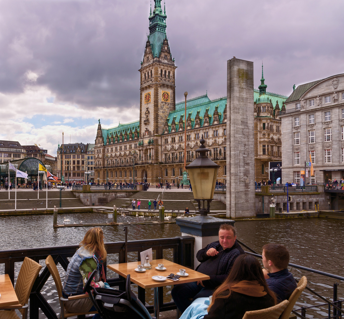 Halb Eins in Hamburg