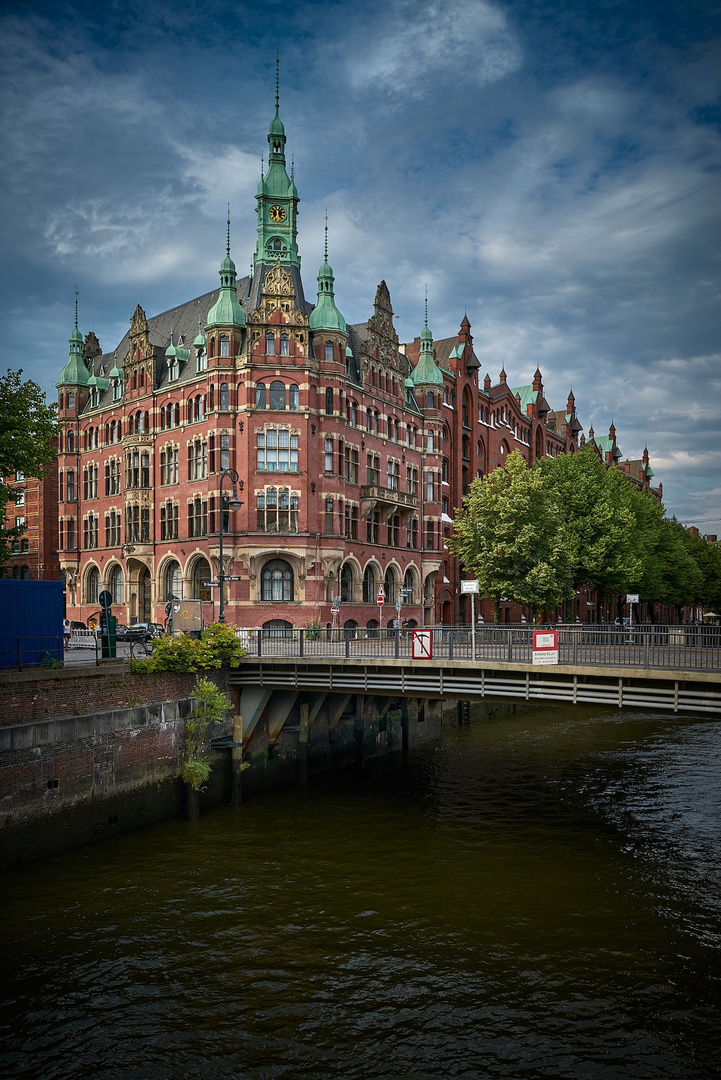 ... halb sieben in hamburg