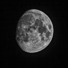 halbdreiviertelmond 01