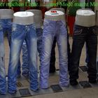 Halbe Helden in Jeans