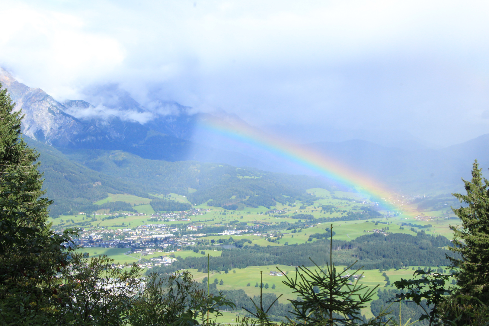 Halber Regenbogen