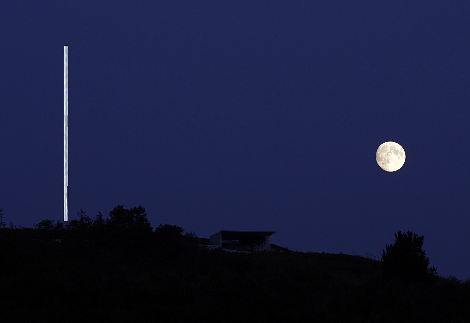 Halde Großes Holz mit Mond