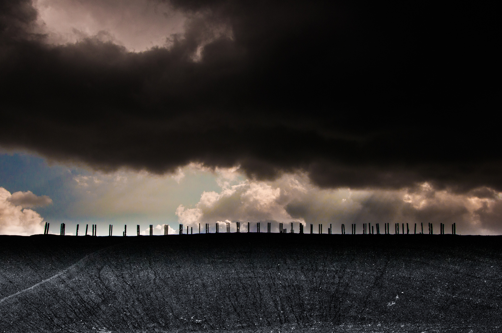 Halde Haniel , Götterdämmerung mit Totems