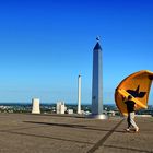 Halde Hoheward mit dem Obelisk als Schattenwerfer einer Sonnenuhr