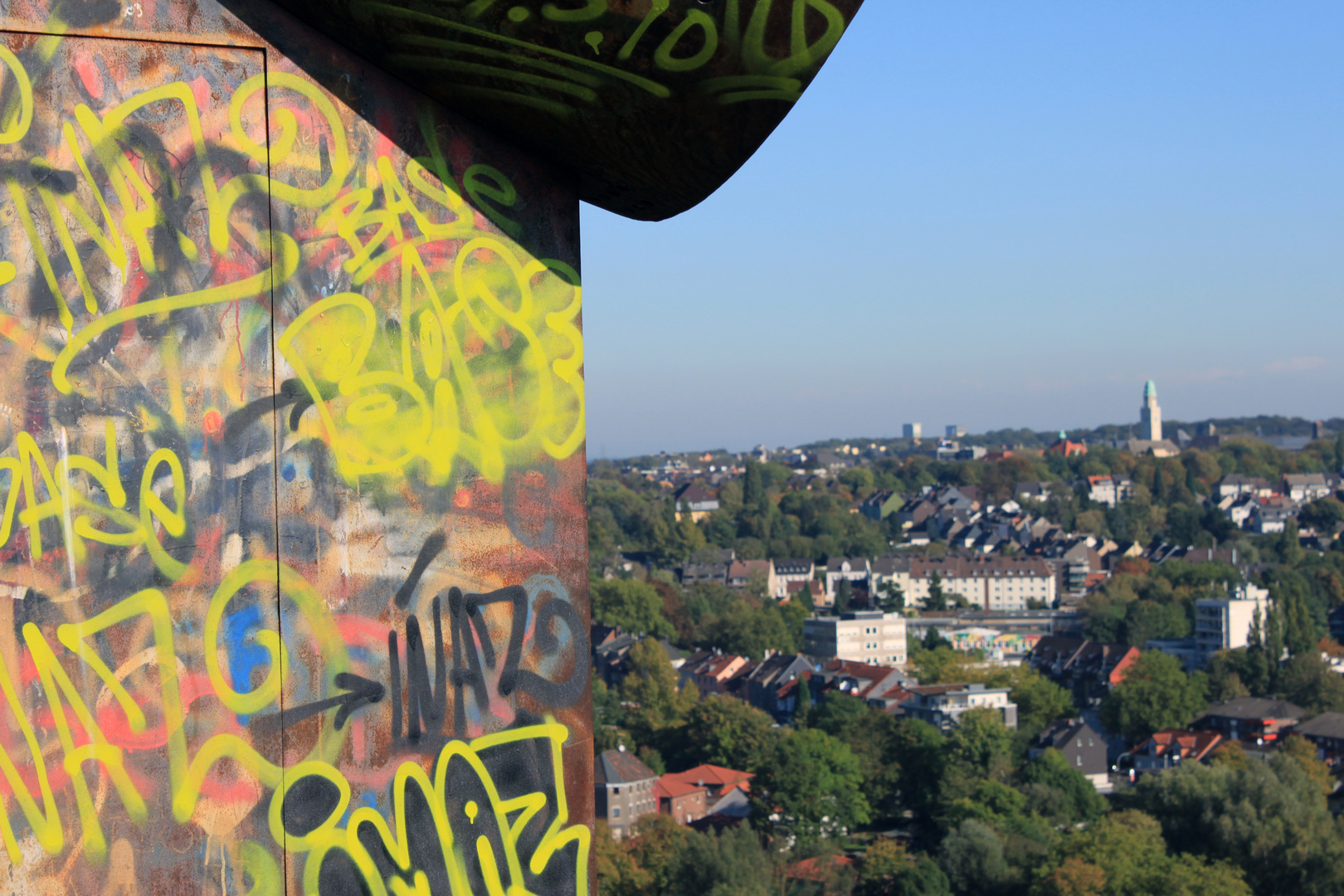 Halde Rungenberg _ Blick auf Gelsenkirchen-Buer