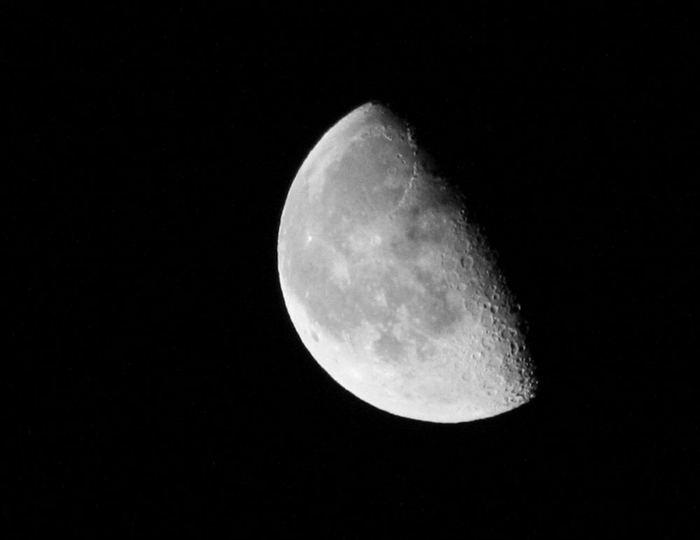 half moon by david83 