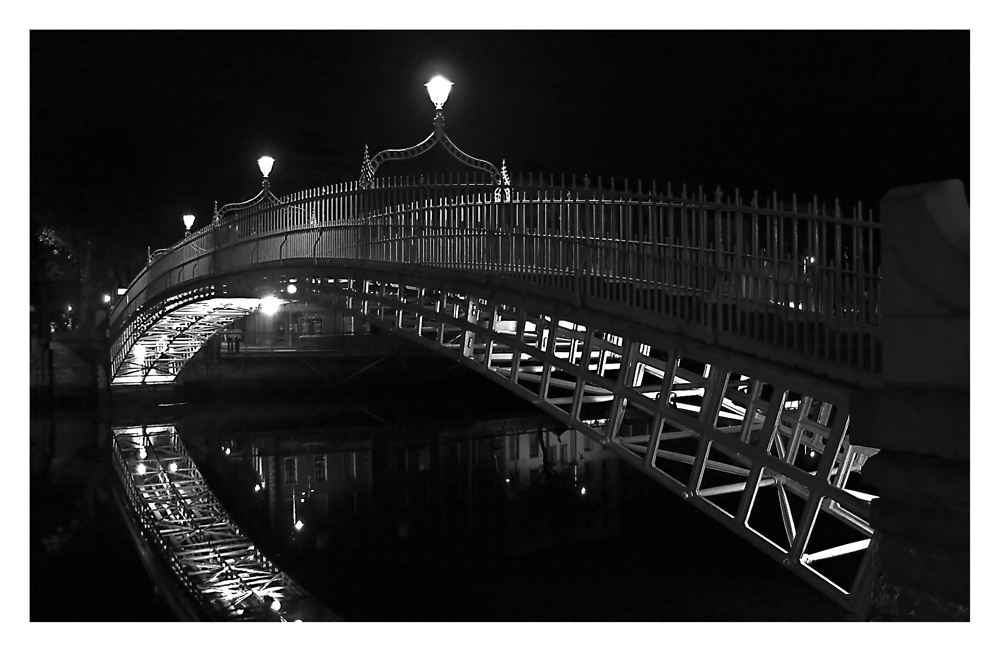 Half Penny Bridge S/W