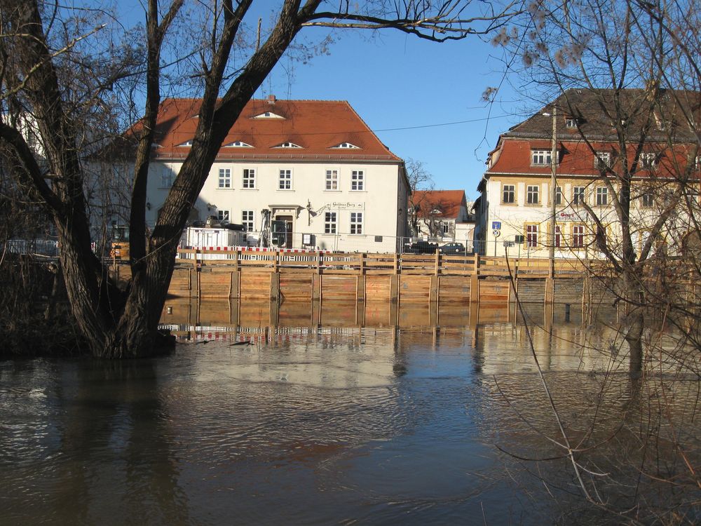 Halle (an der Saale) in der Saale-04