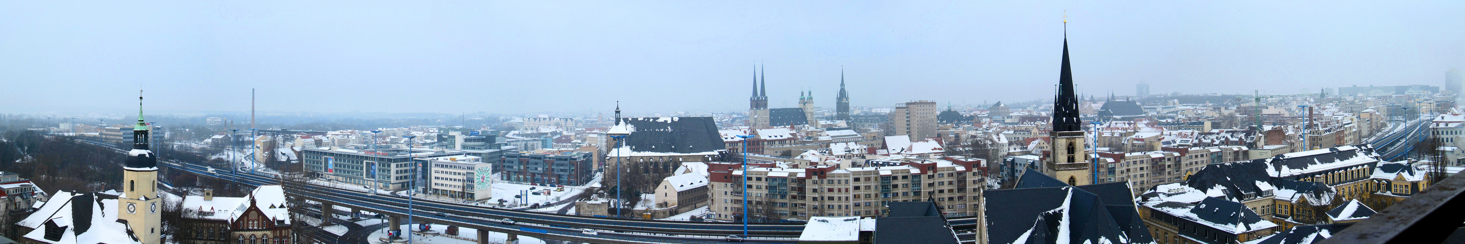 Halle im Rundumblick