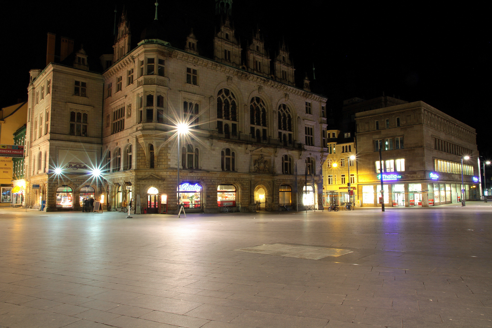 Halle Markt bei Nacht