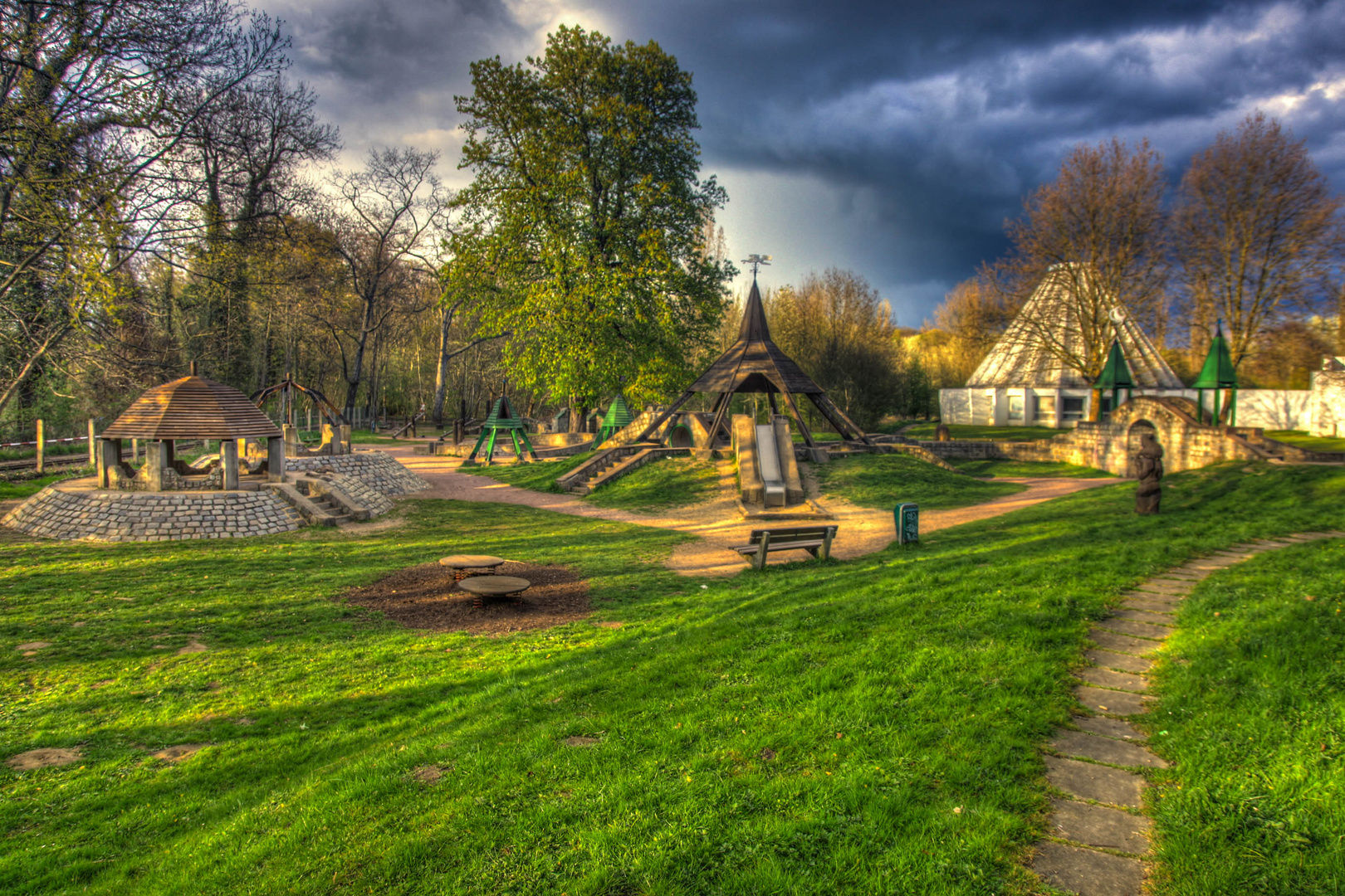 Halle Saale - Spielplatz auf der Peißnitz