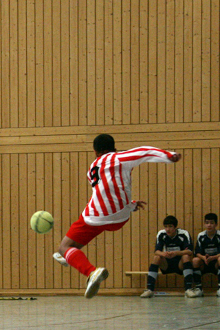 Hallenfußball