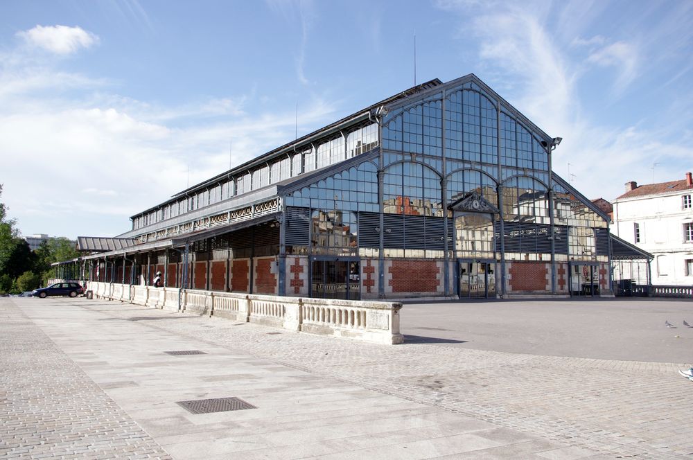 Halles de Niort ....