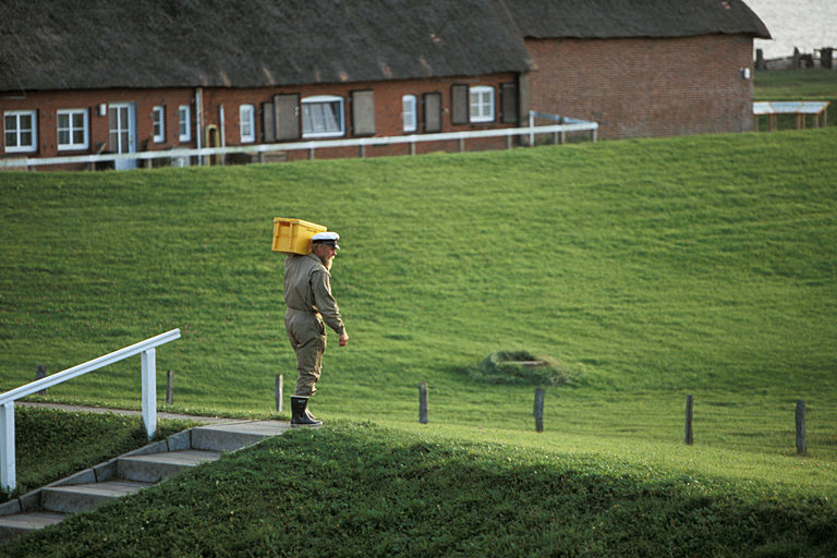 Hallig Gröde - Postbote