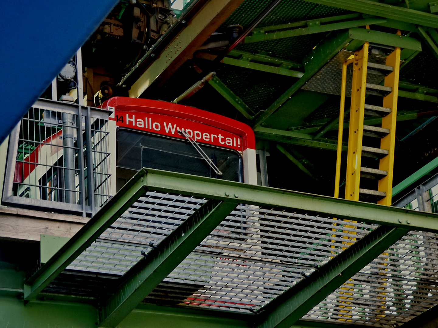 Hallo Wuppertal ! ...