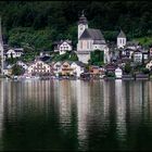 Hallstadt vom See aus gesehen.