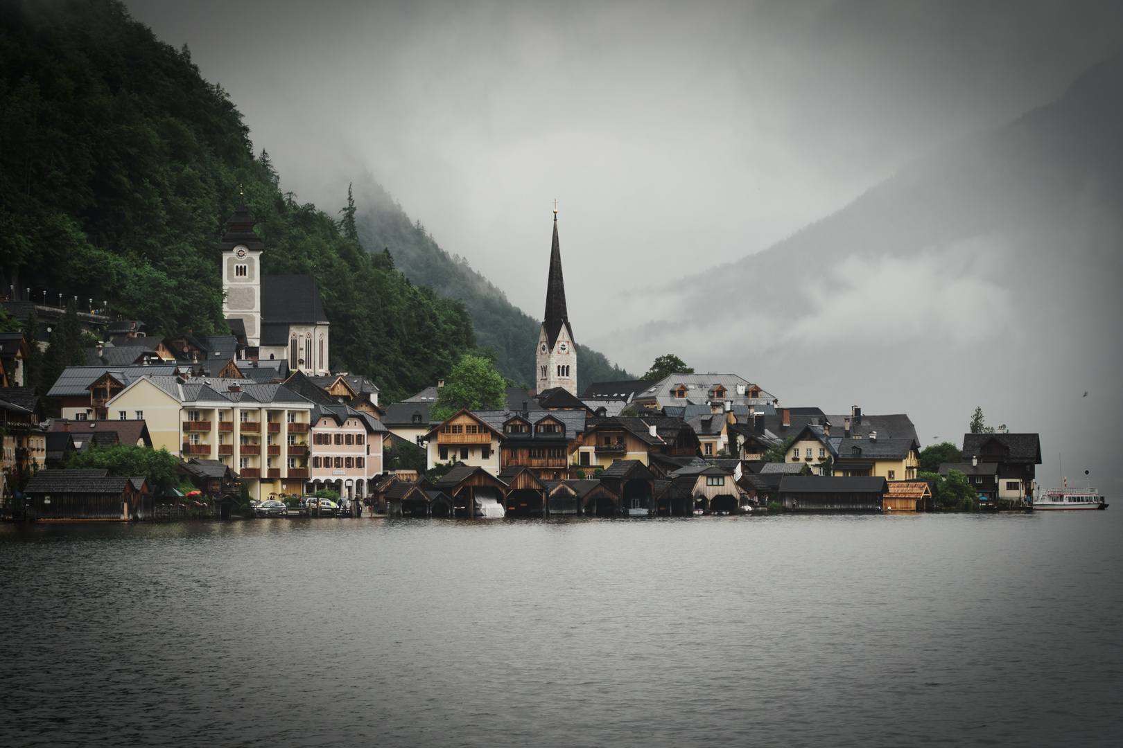 Hallstatt bei typischer Witterung